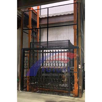 Dual Mast Hydraulic Goods Lift